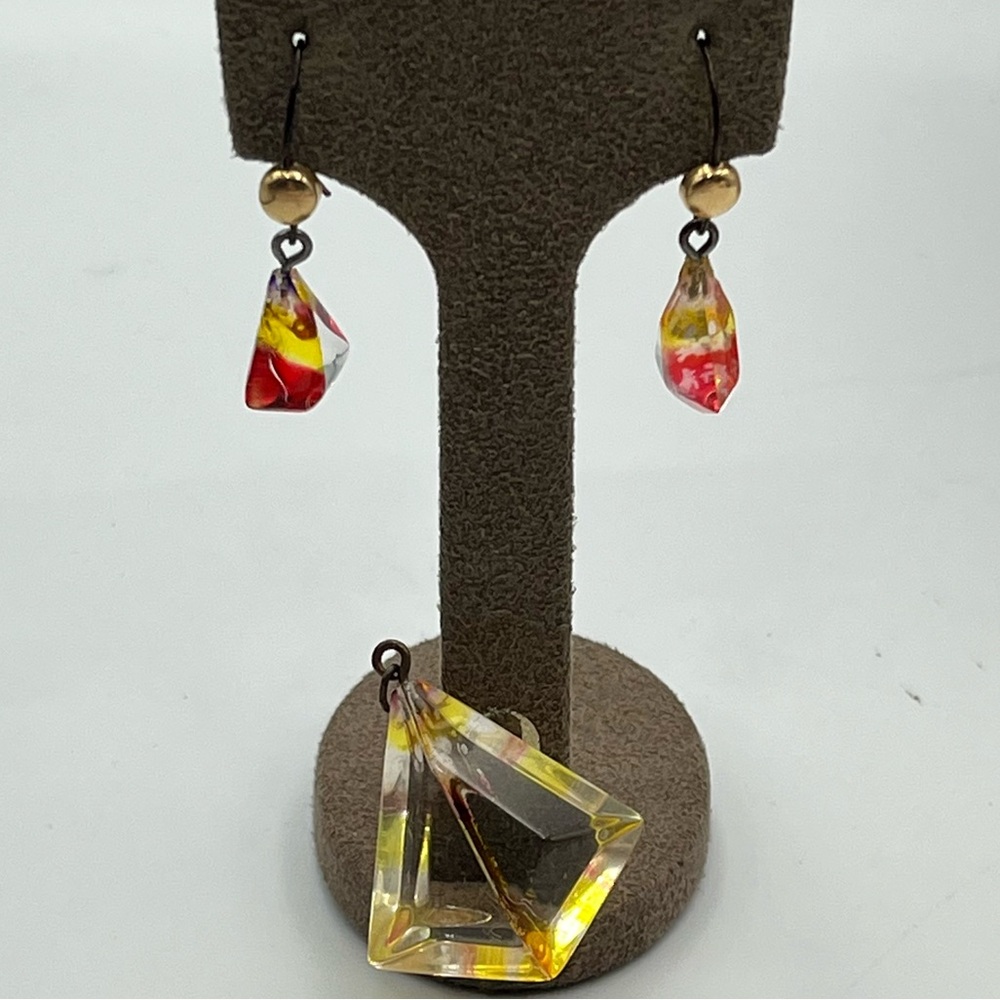 Woman’s estate Vintage 1960s yellow and red lucite Earrings and pendant set